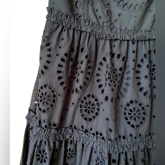 Zara embroidered eyelet cotton midi dress, XS, black, ruffles, tiered skirt Chic - Picture 5 of 14